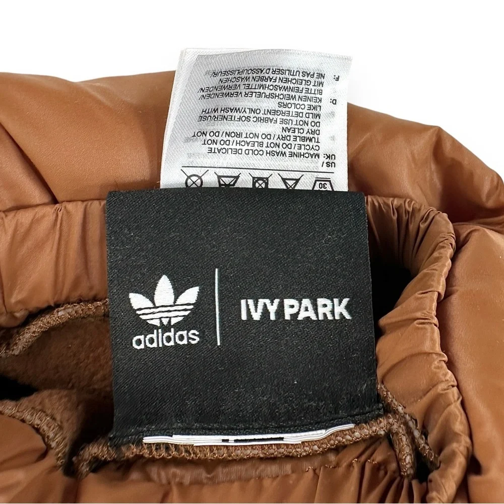 NWT Ivy Park x Adidas Limited Edition Brown Padded Puffy Puffer Ski Gloves sz M